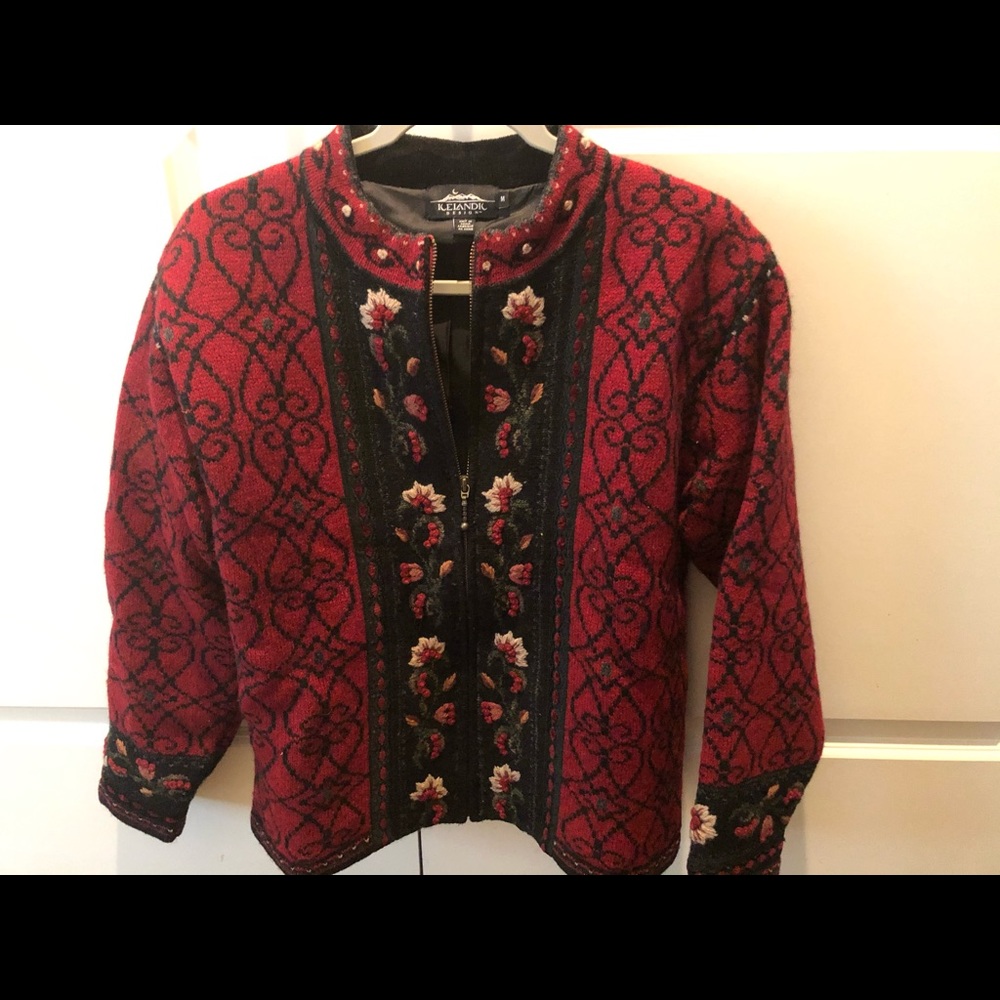 Like new, Icelandic Wool Embroidered Jacket ❄️
